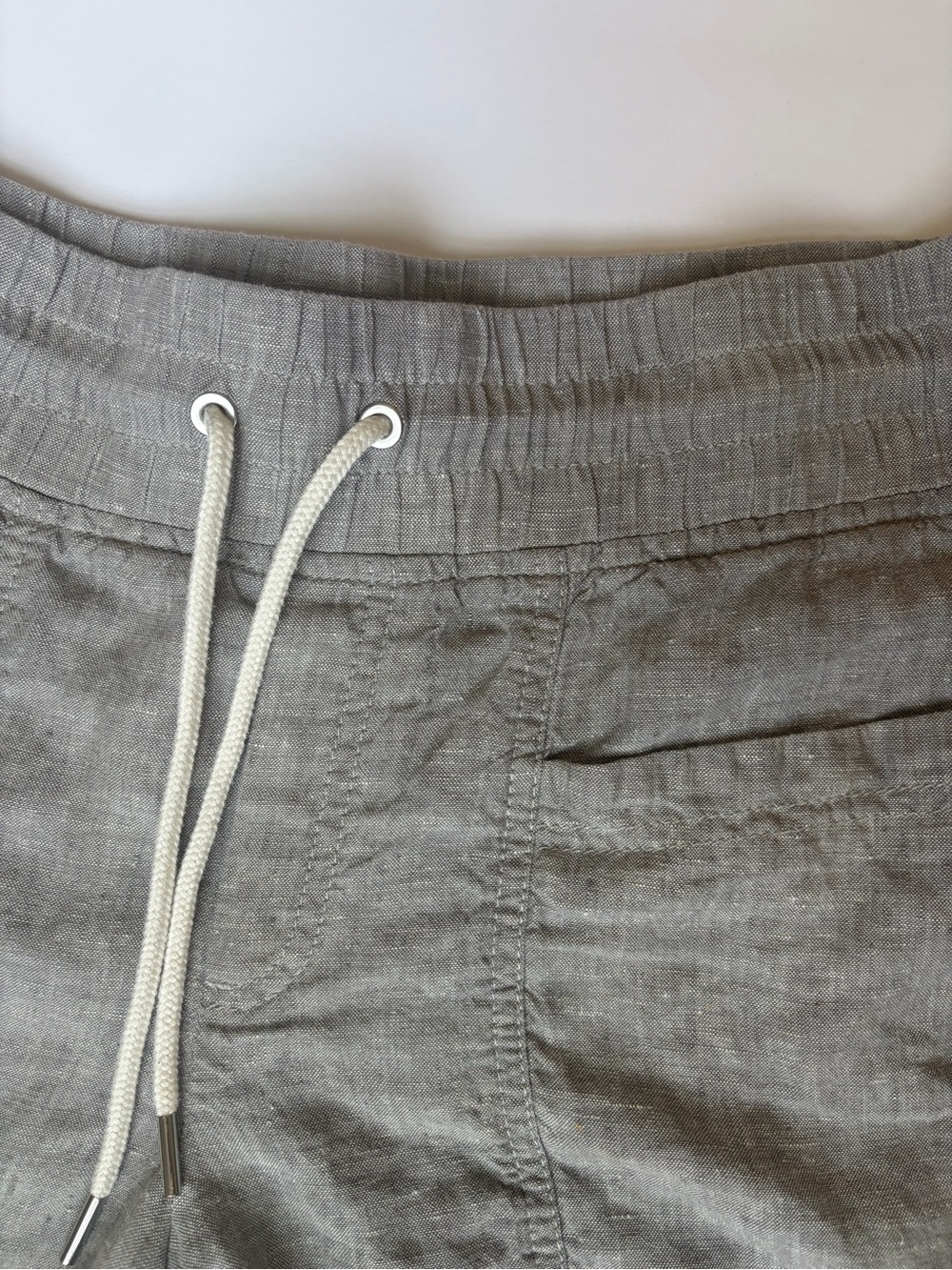 Athleta 100% Linen 4" Shorts Gray 100% Linen Drawstring Size 4 - Picture 2 of 6